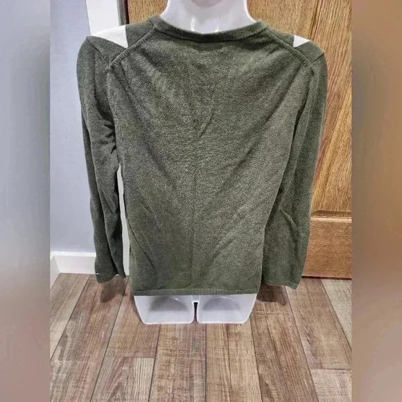 Tommy Hilfiger Women's Sweater Med Green And White V-Neck Pullover SOFT - Picture 3 of 6